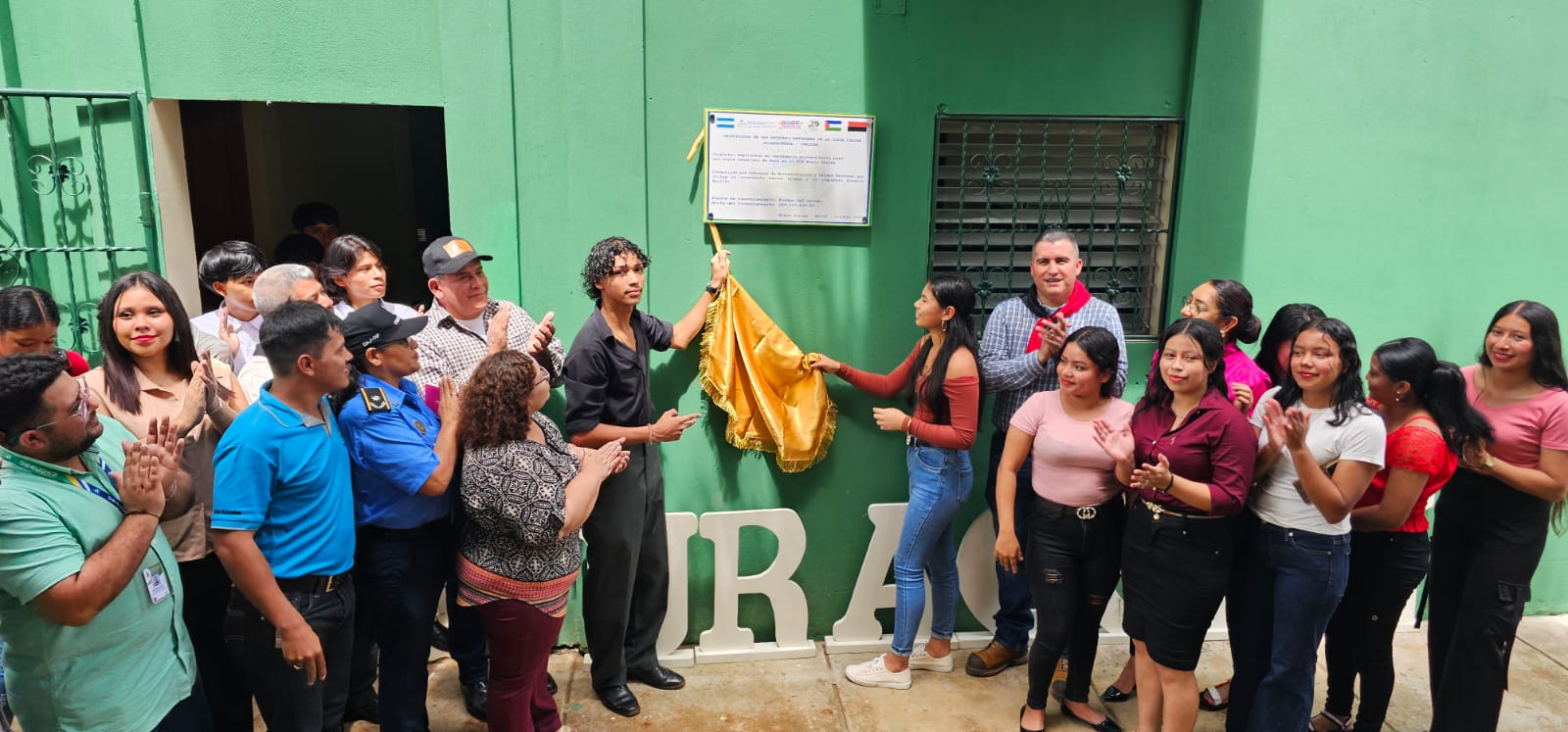 Construcción y Equipamiento de la Residencia Universitaria.