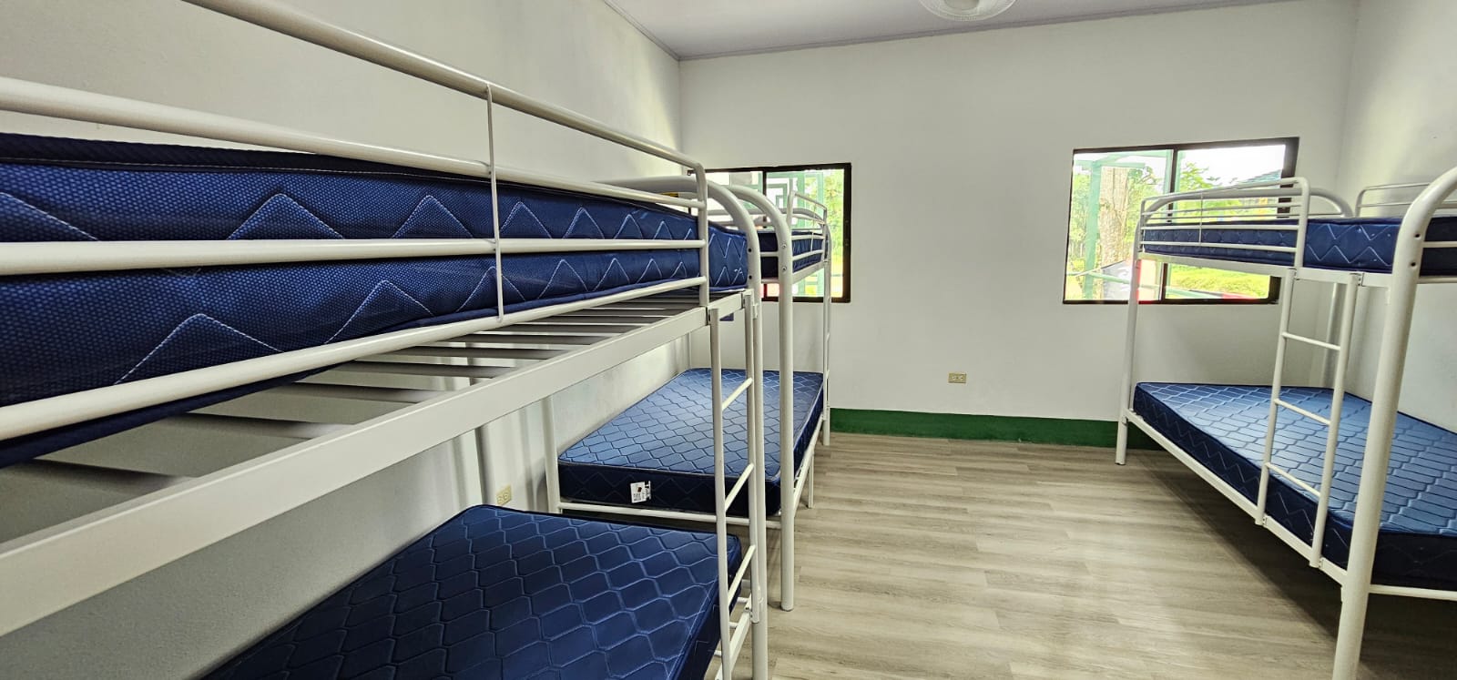 Construcción y Equipamiento de la Residencia Universitaria.