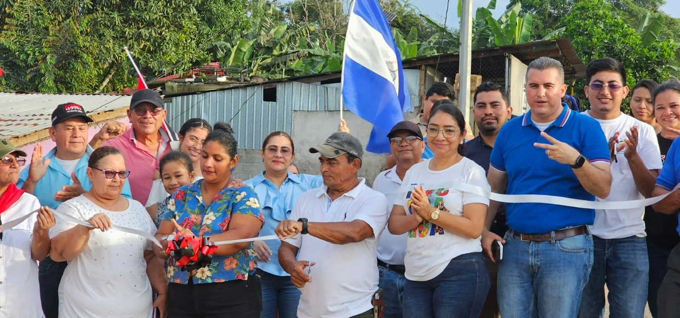 Inauguración de la Construcción de 230 metros lineales de anden.