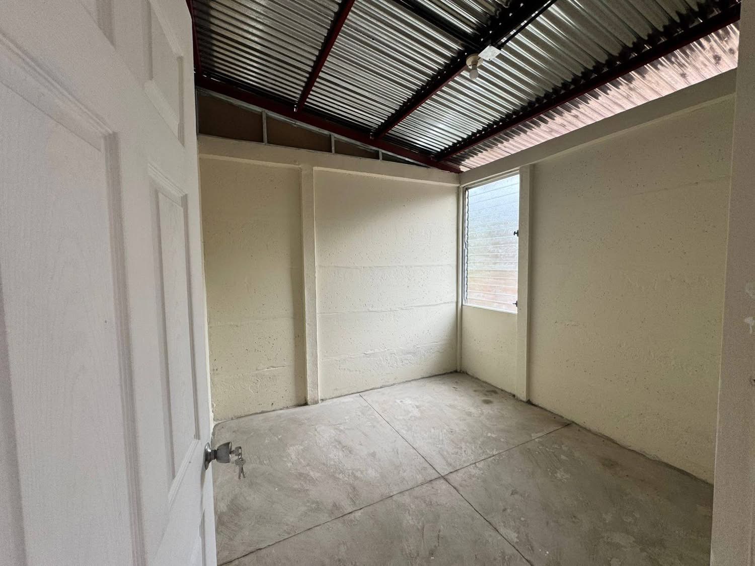 Entrega viviendas dignas a familias en la Colonia La Unión